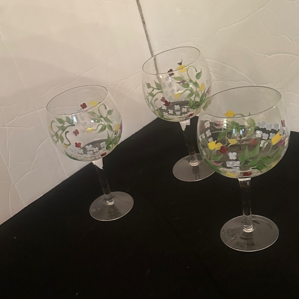 Hand-Painted Floral Wine Glasses - Set of 3